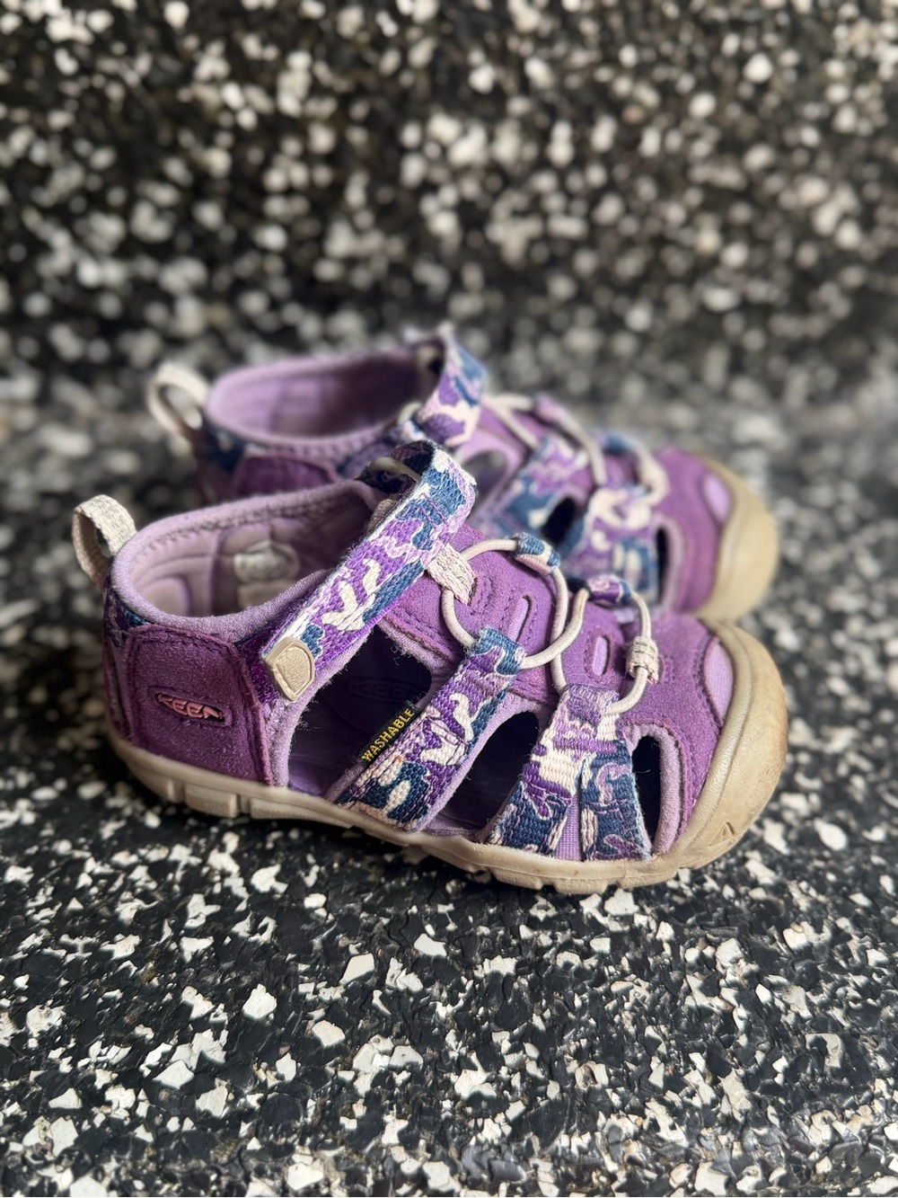 GUC Keen Sandals Size US 7
